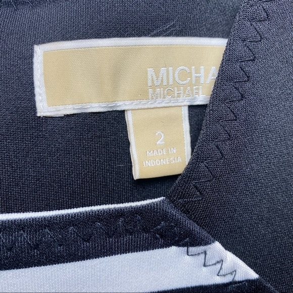 MICHAEL MICHAEL KORS Black & White Stripe Bodycon Sheath Dress, Size 2 - Picture 7 of 10